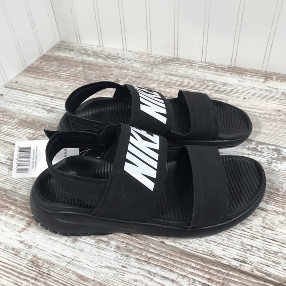 nike tanjun sandals size 6